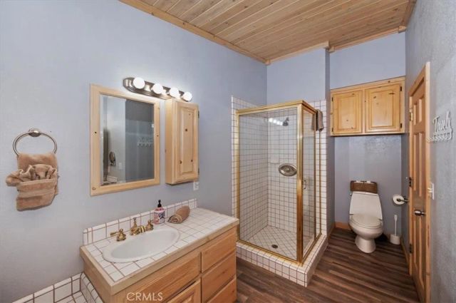 764 Menlo, Big Bear Lake, CA 92315