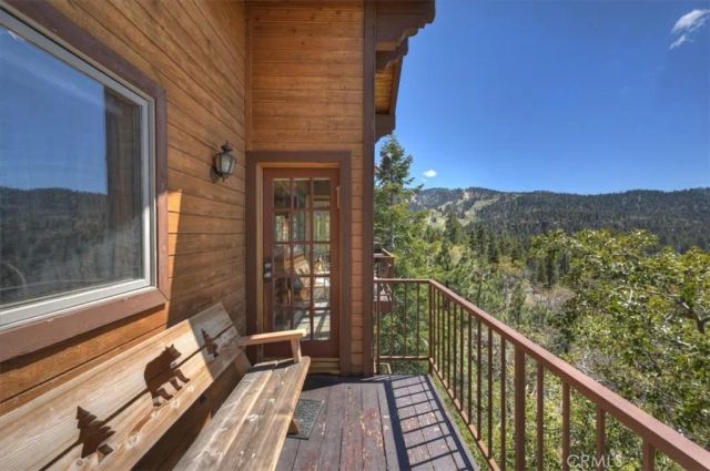 764 Menlo, Big Bear Lake, CA 92315
