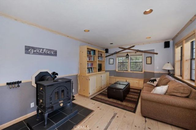 764 Menlo, Big Bear Lake, CA 92315
