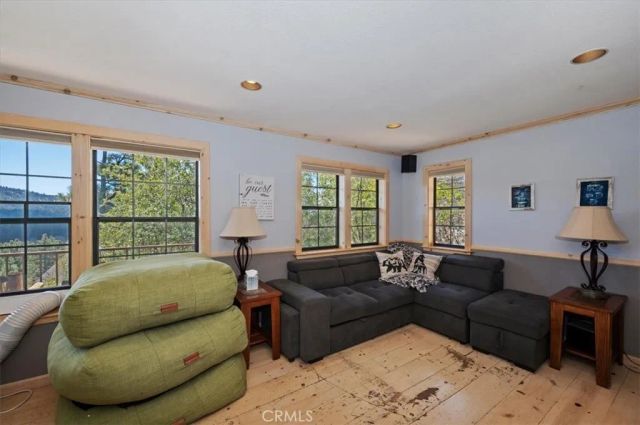764 Menlo, Big Bear Lake, CA 92315