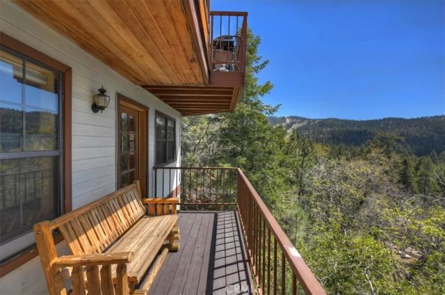 764 Menlo, Big Bear Lake, CA 92315