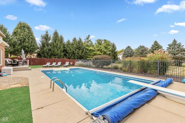 6890 Windrider Court, Brownsburg, IN 46112