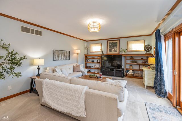 6890 Windrider Court, Brownsburg, IN 46112