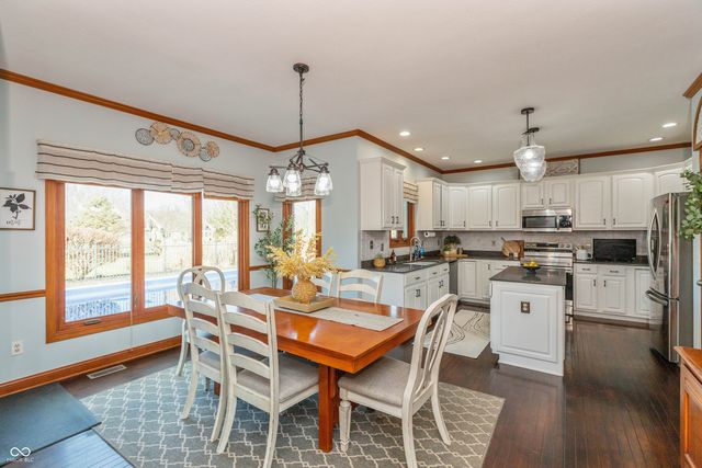 6890 Windrider Court, Brownsburg, IN 46112