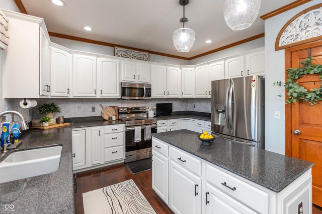 6890 Windrider Court, Brownsburg, IN 46112