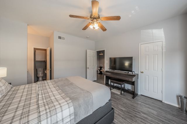 3212 Donnelly Circle, Fort Worth, TX 76107