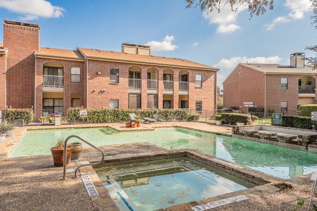 3212 Donnelly Circle, Fort Worth, TX 76107