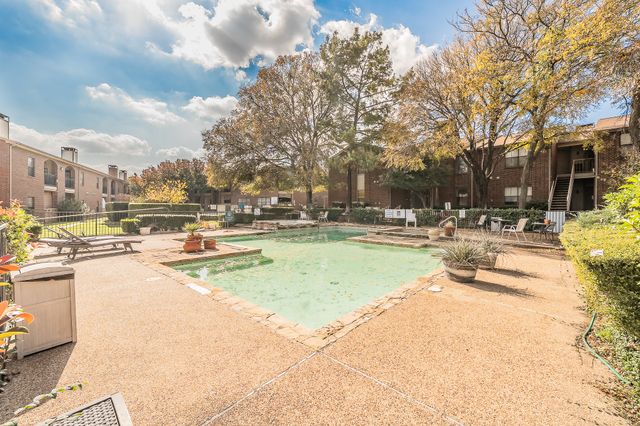 3212 Donnelly Circle, Fort Worth, TX 76107