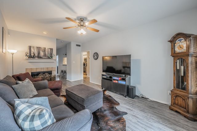 3212 Donnelly Circle, Fort Worth, TX 76107