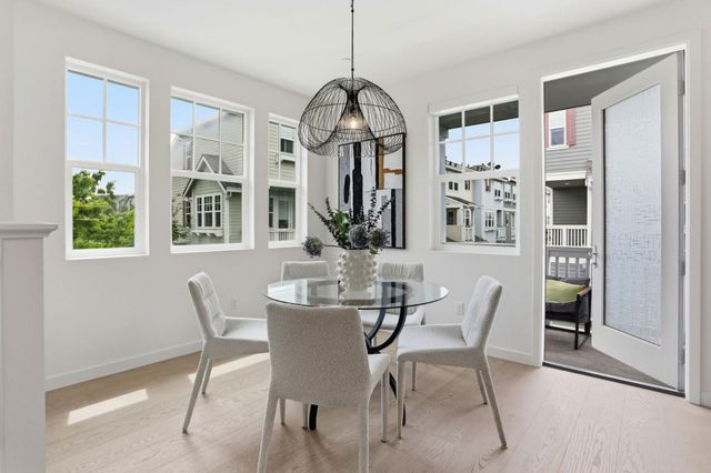 209 Infinity Way, Mountain View, CA 94043
