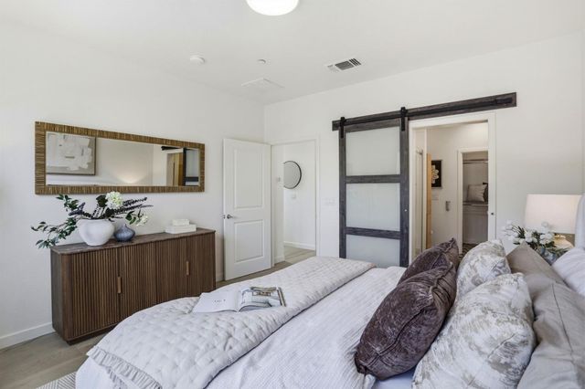 209 Infinity Way, Mountain View, CA 94043