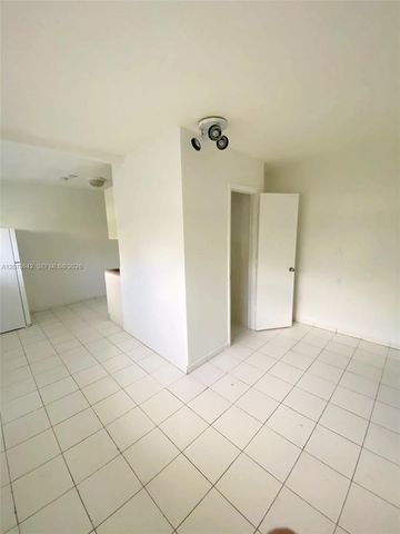 2612 Johnson Street 13, Hollywood, FL 33020