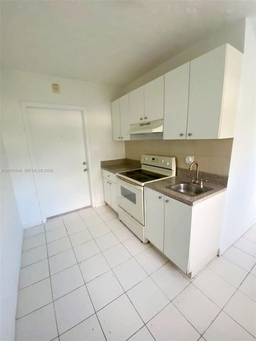 2612 Johnson Street 13, Hollywood, FL 33020