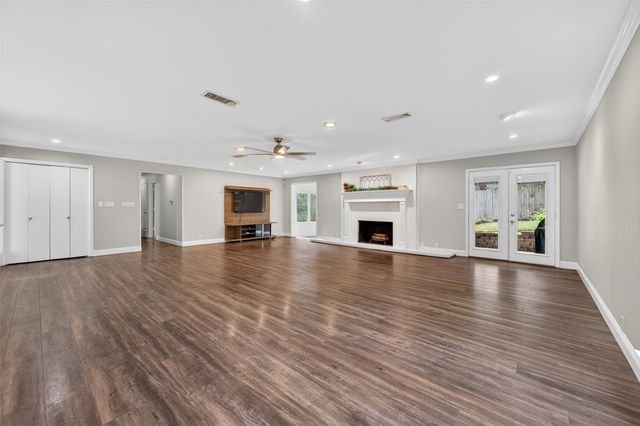 5008 Marble Falls Road, Fort Worth, TX 76103