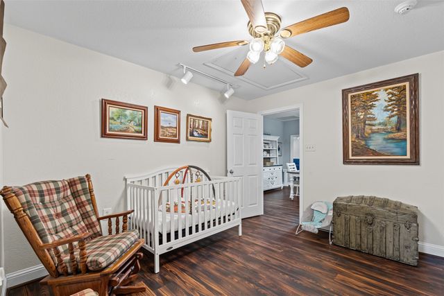 208 W Allen Avenue, Godley, TX 76044