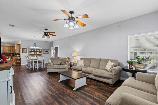 208 W Allen Avenue, Godley, TX 76044