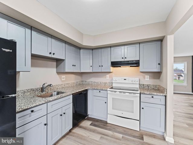 144 WILLOW TURN, Mount Laurel, NJ 08054