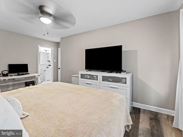 144 WILLOW TURN, Mount Laurel, NJ 08054