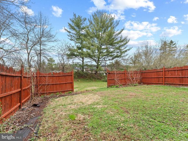 144 WILLOW TURN, Mount Laurel, NJ 08054