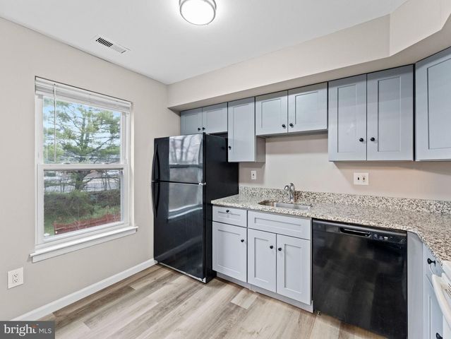 144 WILLOW TURN, Mount Laurel, NJ 08054