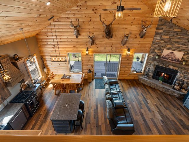 5242 W Big Sky Trail, Henderson Twp, MI 49601