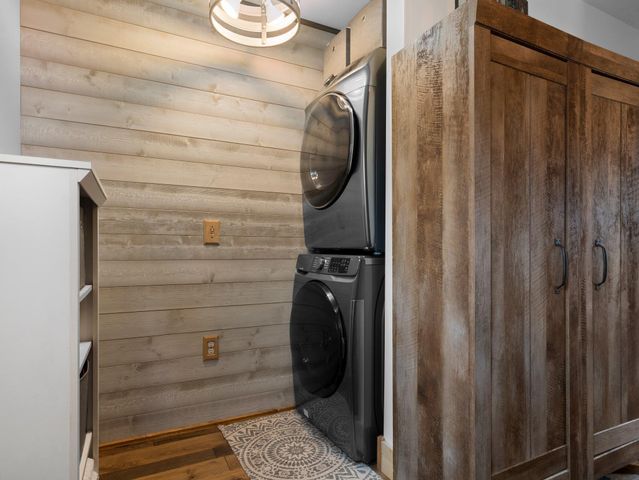 5242 W Big Sky Trail, Henderson Twp, MI 49601