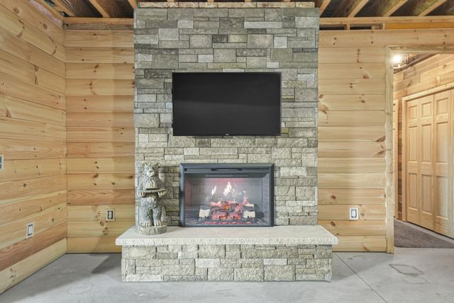 5242 W Big Sky Trail, Henderson Twp, MI 49601