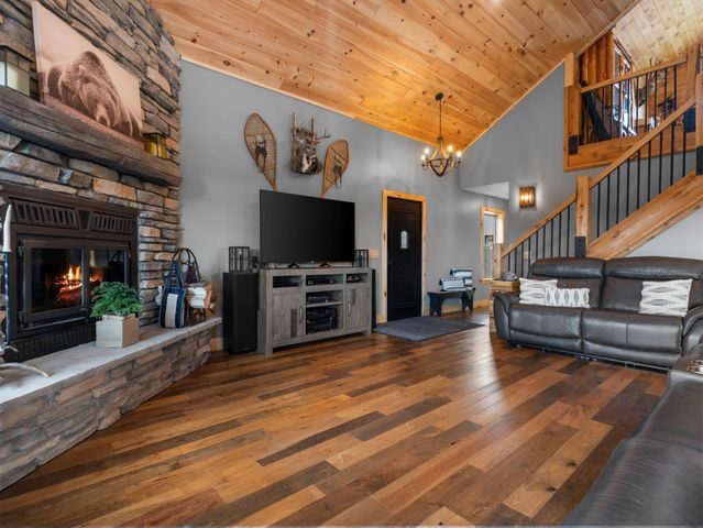 5242 W Big Sky Trail, Henderson Twp, MI 49601