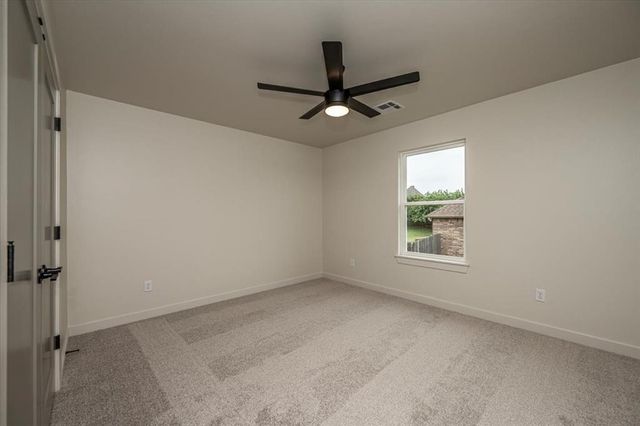 19640 Stratmore Way, Edmond, OK 73012
