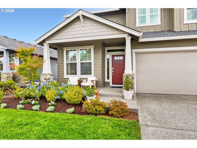 1886 N HYSSOP St, Canby, OR 97013