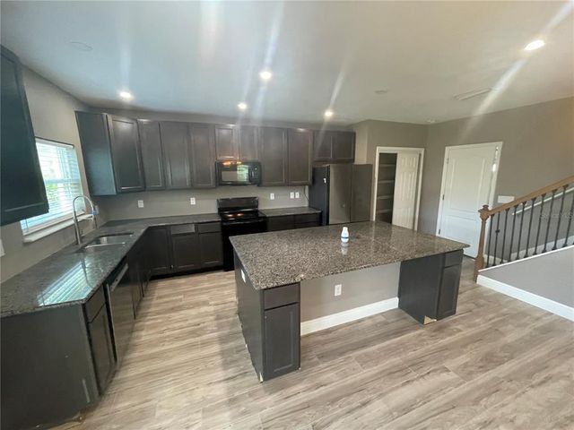 2436 SAND GABLES TRAIL, Bradenton, FL 34208