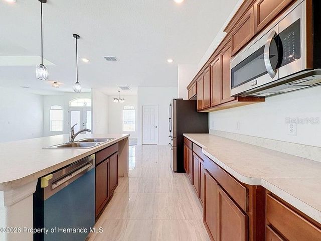 10389 MARVISTA COURT, Weeki Wachee, FL 34614