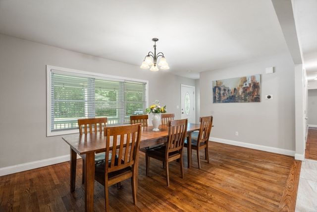 380 Woodward Ave, Seekonk, MA 02771