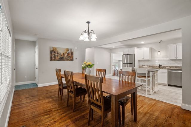 380 Woodward Ave, Seekonk, MA 02771