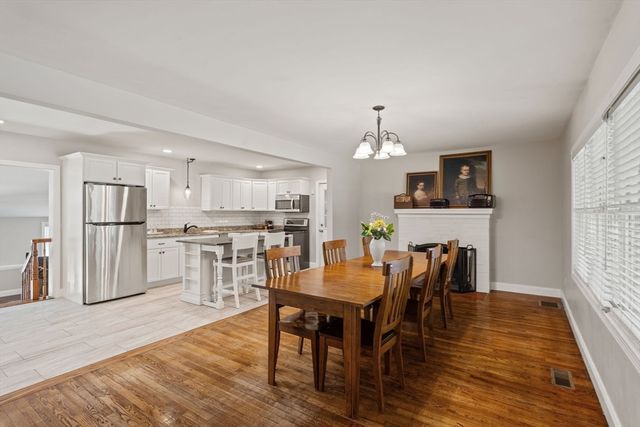 380 Woodward Ave, Seekonk, MA 02771