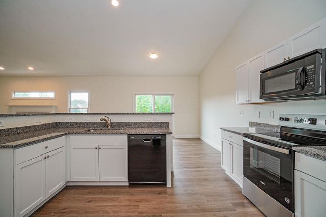 7700 Marrisey Loop, Galena, OH 43021