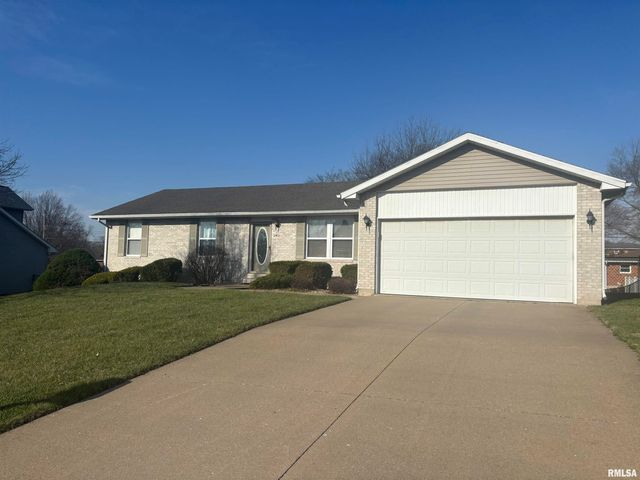 2411 Wintergreen Drive, Quincy, IL 62305