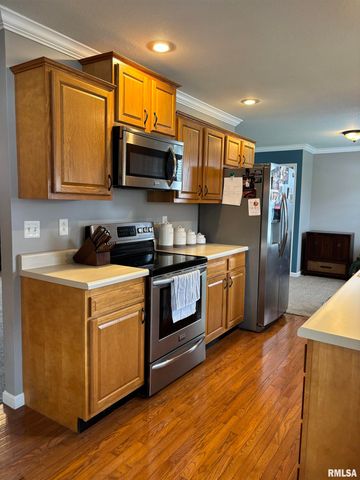 2411 Wintergreen Drive, Quincy, IL 62305