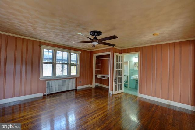 10 N STATE ST, Dover, DE 19901