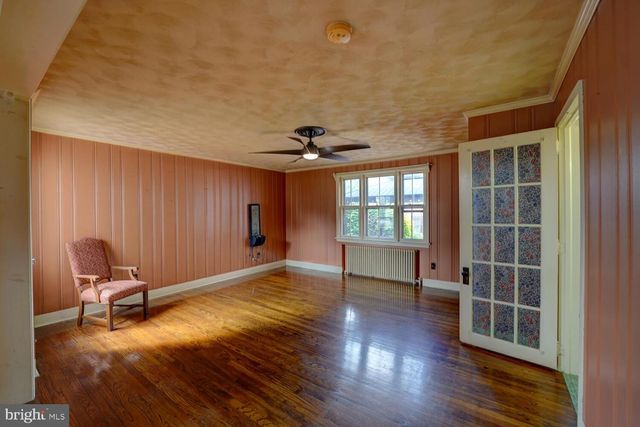 10 N STATE ST, Dover, DE 19901