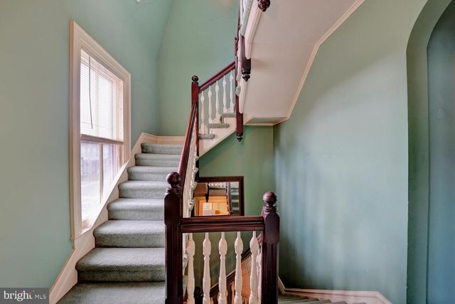 10 N STATE ST, Dover, DE 19901