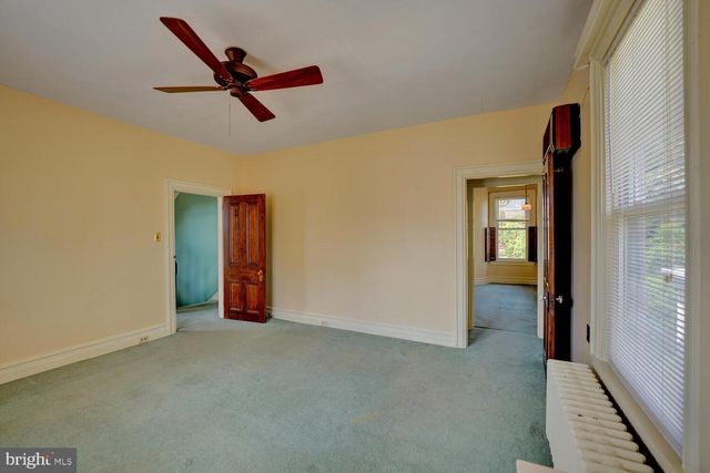 10 N STATE ST, Dover, DE 19901