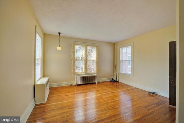 10 N STATE ST, Dover, DE 19901