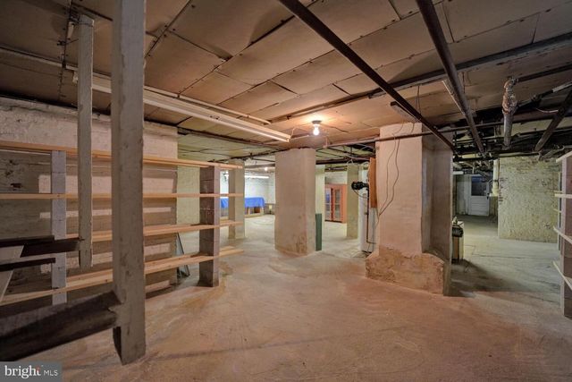 10 N STATE ST, Dover, DE 19901