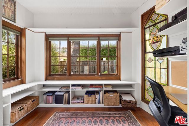 712 Copeland Court, Santa Monica, CA 90405