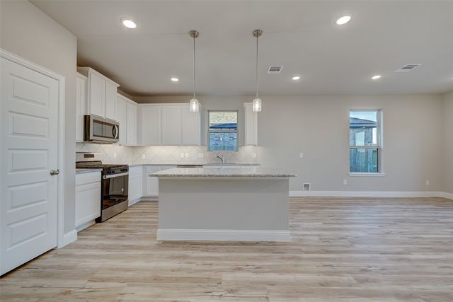 3104 Dixondale Drive, Fort Worth, TX 76108