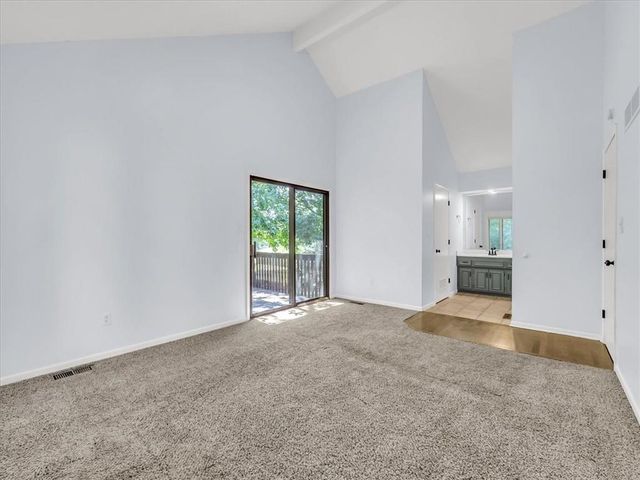 801 NE FAIRWAY HOMES Court, Lee's Summit, MO 64064