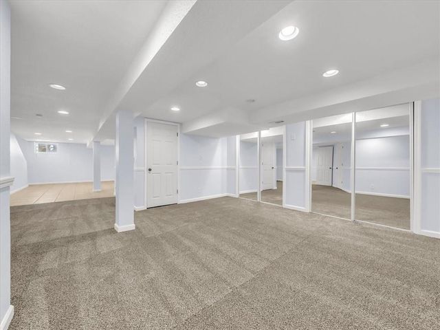 801 NE FAIRWAY HOMES Court, Lee's Summit, MO 64064