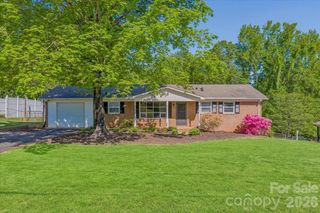 105 Vina Place, Mount Holly, NC 28120