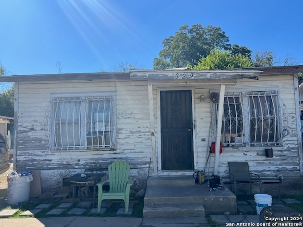 229 JUANITA AVE, San Antonio, TX 78237